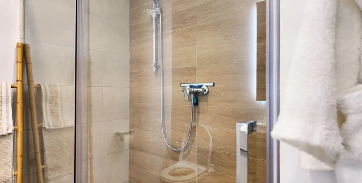 Sale of middle floor apartment in Cancelada 21