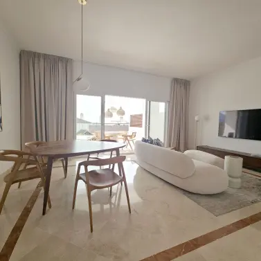 Sale of ground floor apartment in El Paraiso