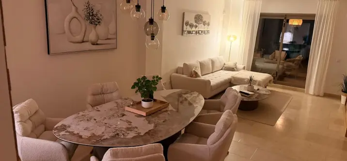 Sale of ground floor apartment in El Paraiso 2