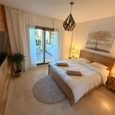 Sale of ground floor apartment in El Paraiso