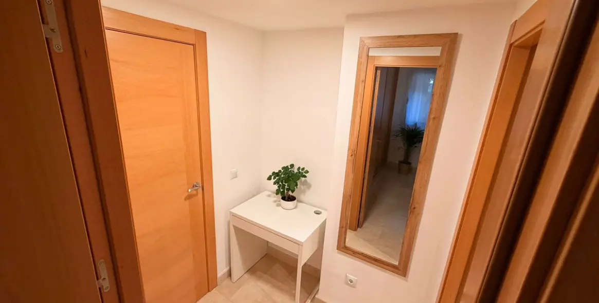 Sale of ground floor apartment in El Paraiso 8