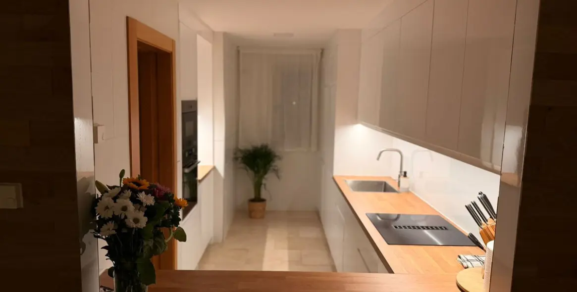 Sale of ground floor apartment in El Paraiso 12