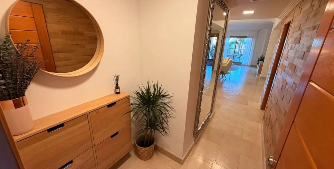 Sale of ground floor apartment in El Paraiso 30