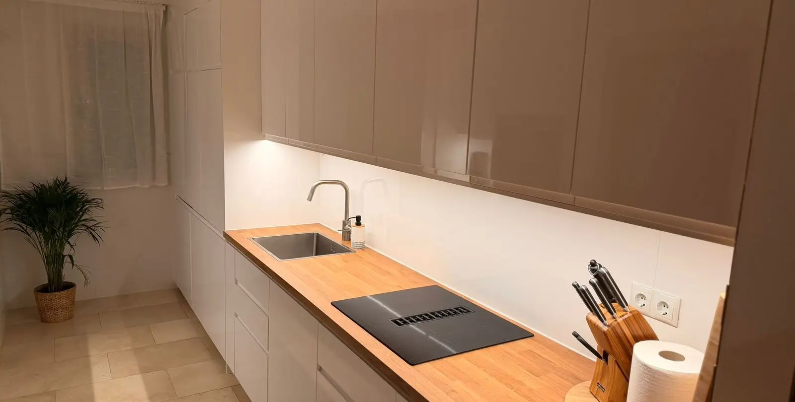Venta de apartamento en planta baja en El Paraiso 7