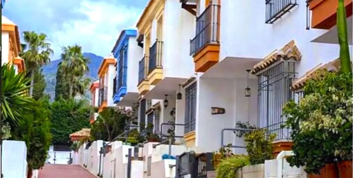 Продажа таунхауса в Marbella 1