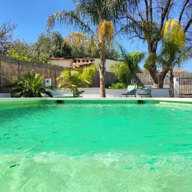 Venta de finca - cortijo en Alora
