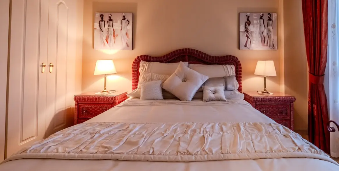 Sale of ground floor apartment in Puerto Banús 9