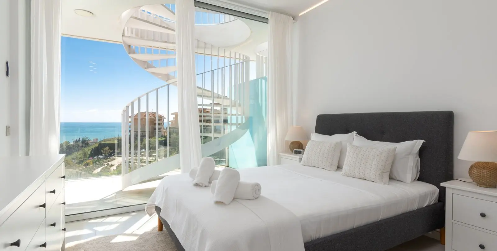 Sale of penthouse in Fuengirola 7