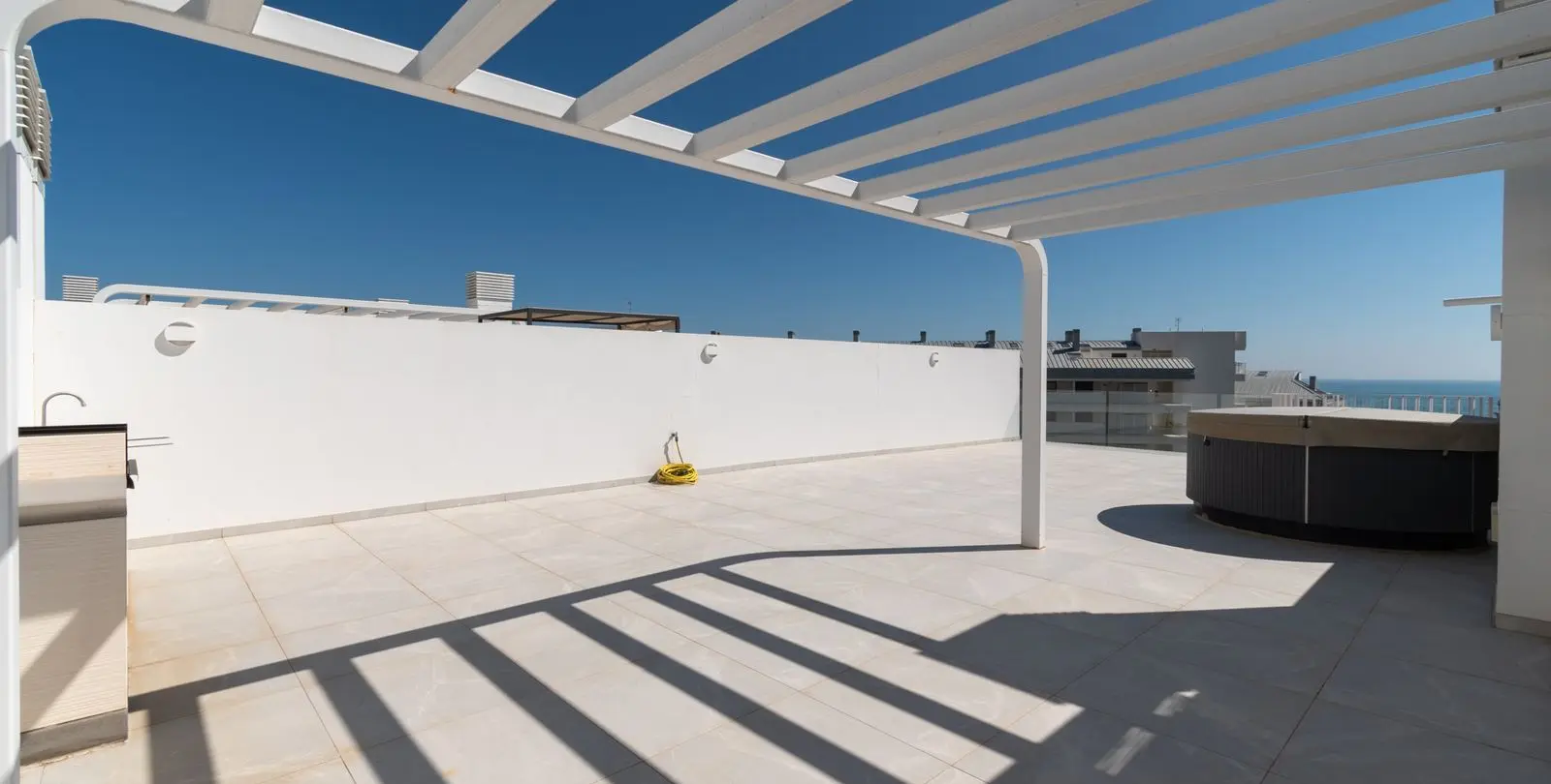 Sale of penthouse in Fuengirola 12