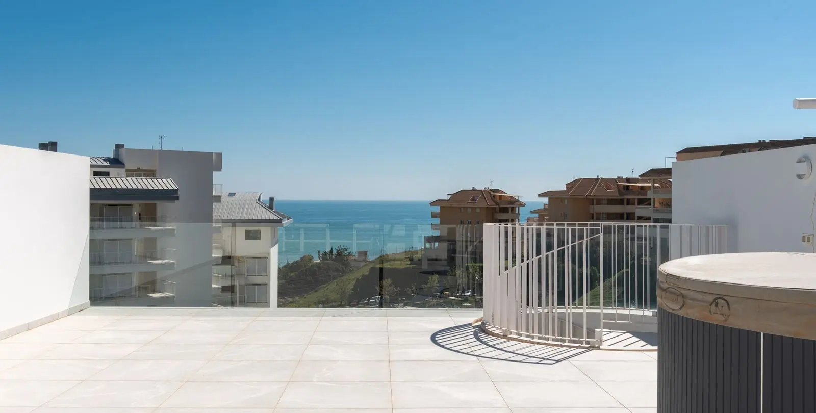 Sale of penthouse in Fuengirola 14