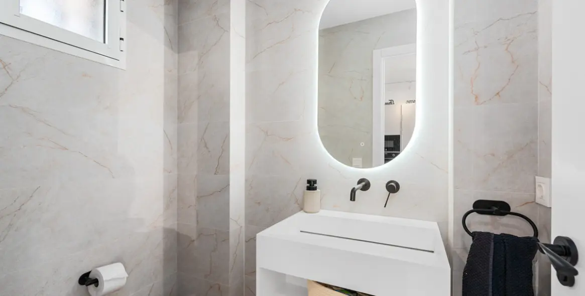 Sale of detached villa in Bel Air 15