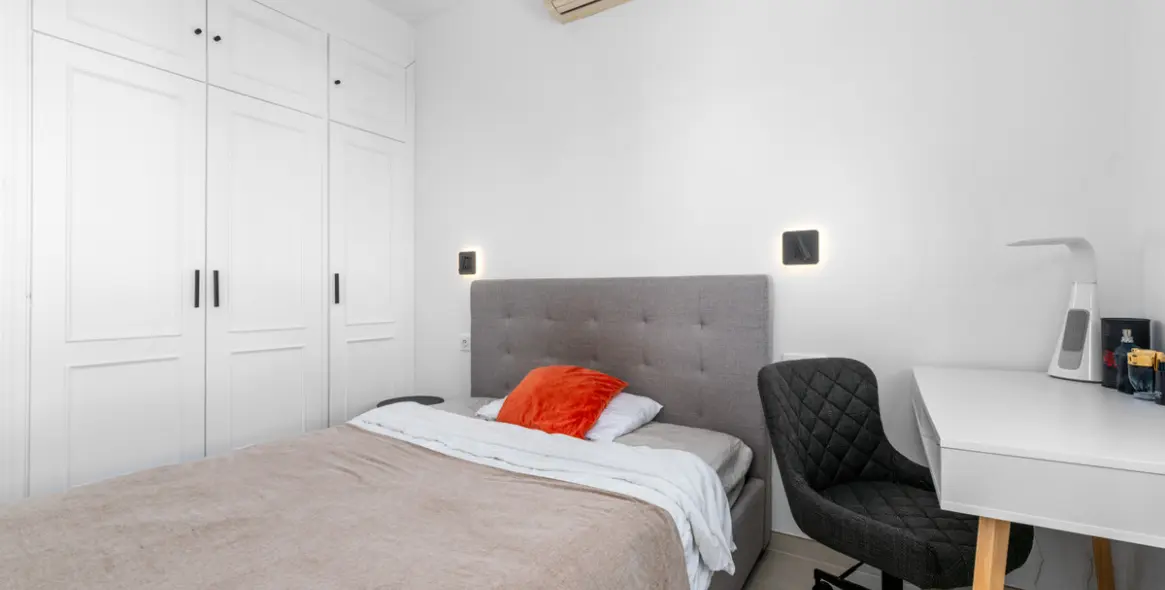 Sale of detached villa in Bel Air 37