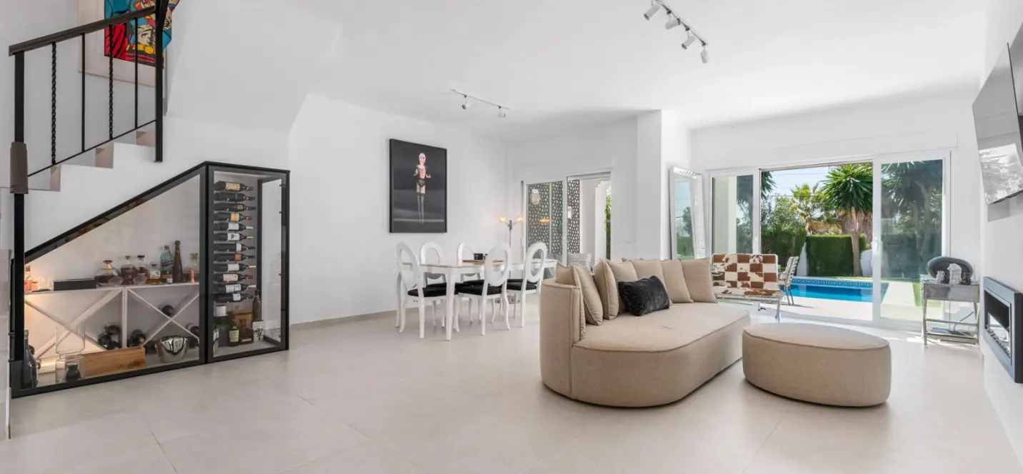 Venta de villa independiente en Bel Air 4