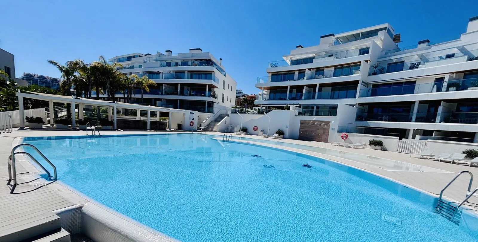 Venta de apartamento en planta baja en Calanova Golf 1