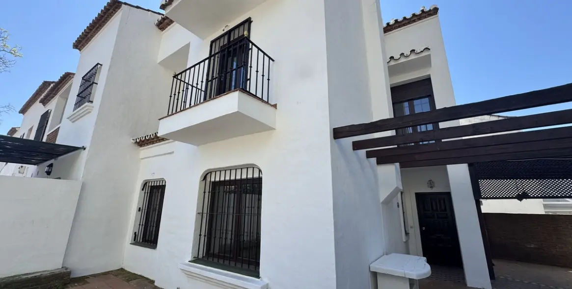 Venta de adosado en Marbella 1