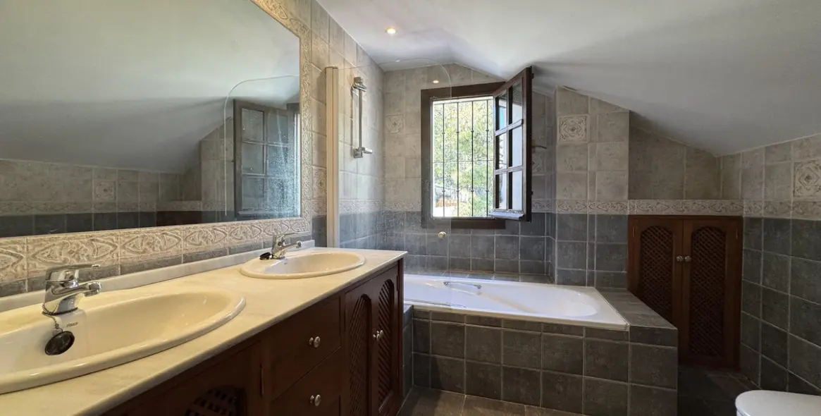 Venta de adosado en Marbella 28