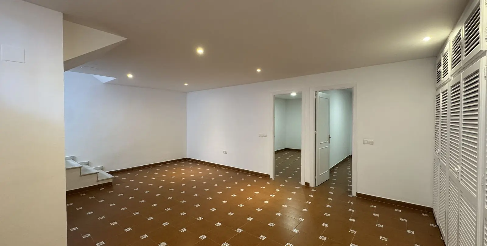Sale of townhouse in Marbella 17