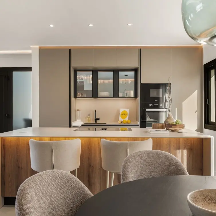 Sale of penthouse in Nueva Andalucía