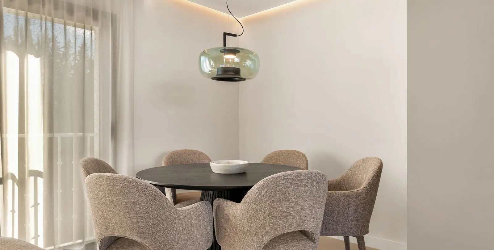 Sale of penthouse in Nueva Andalucía 7
