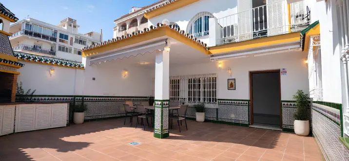 Venta de villa independiente en Fuengirola 0