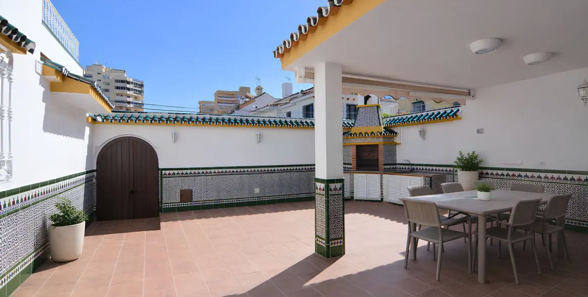 Sale of detached villa in Fuengirola 3
