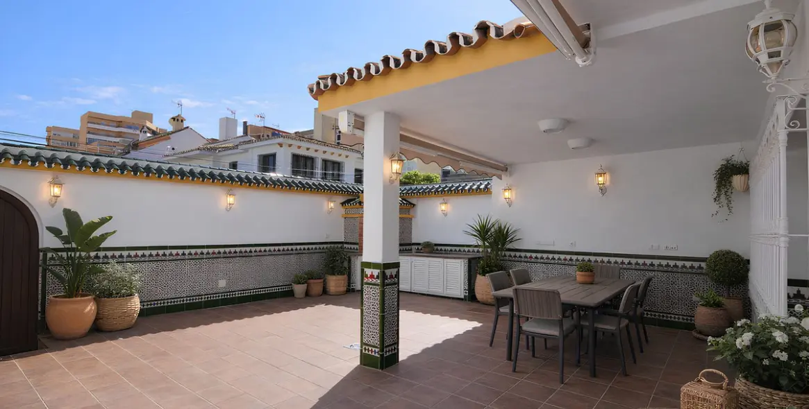 Sale of detached villa in Fuengirola 4
