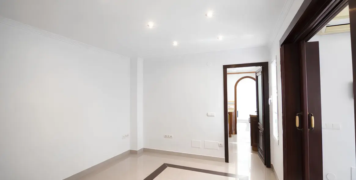 Sale of detached villa in Fuengirola 11