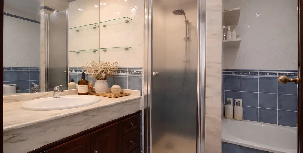 Sale of detached villa in Fuengirola 22