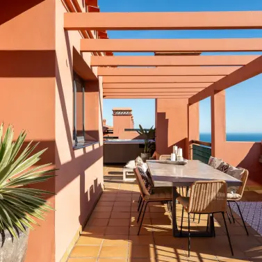 Venta de ático dúplex en Calahonda