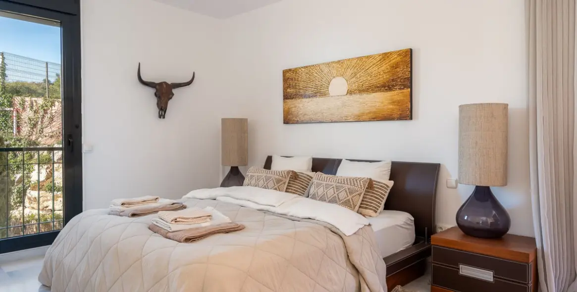 Venta de ático dúplex en Calahonda 12