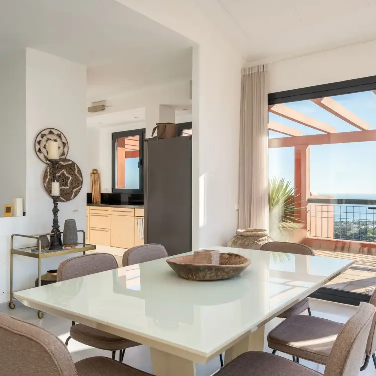 Sale of penthouse duplex in Calahonda