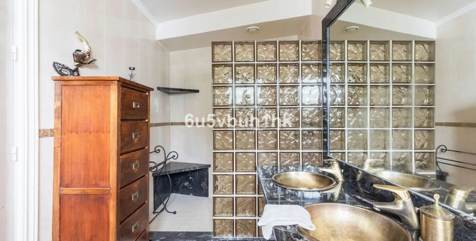 Sale of detached villa in Torreblanca 28