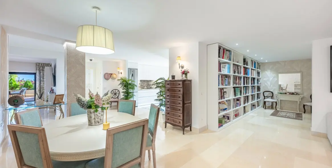 Venta de apartamento en planta baja en Benahavís 5