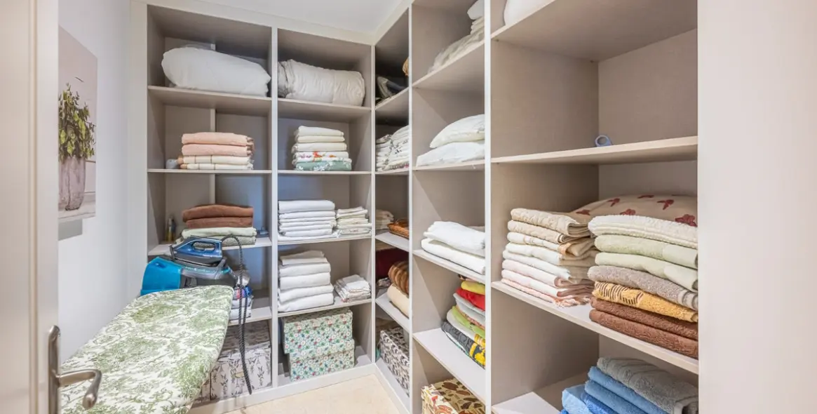 Venta de apartamento en planta baja en Benahavís 14