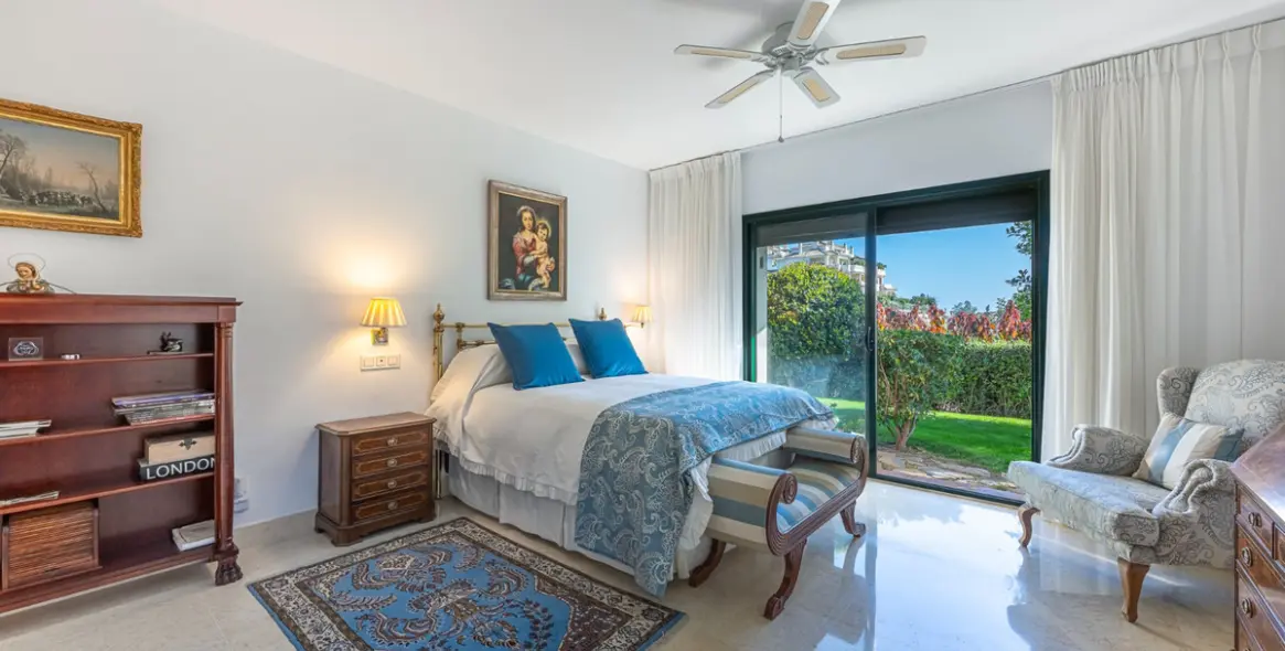 Venta de apartamento en planta baja en Benahavís 19