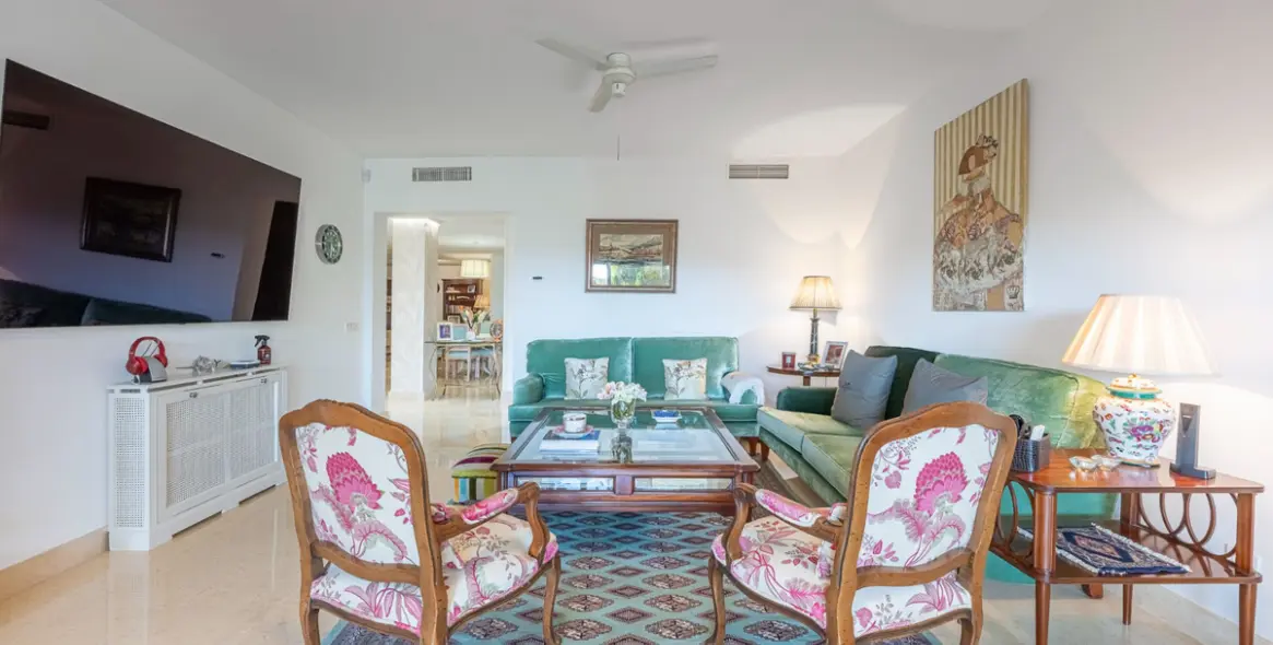 Venta de apartamento en planta baja en Benahavís 24