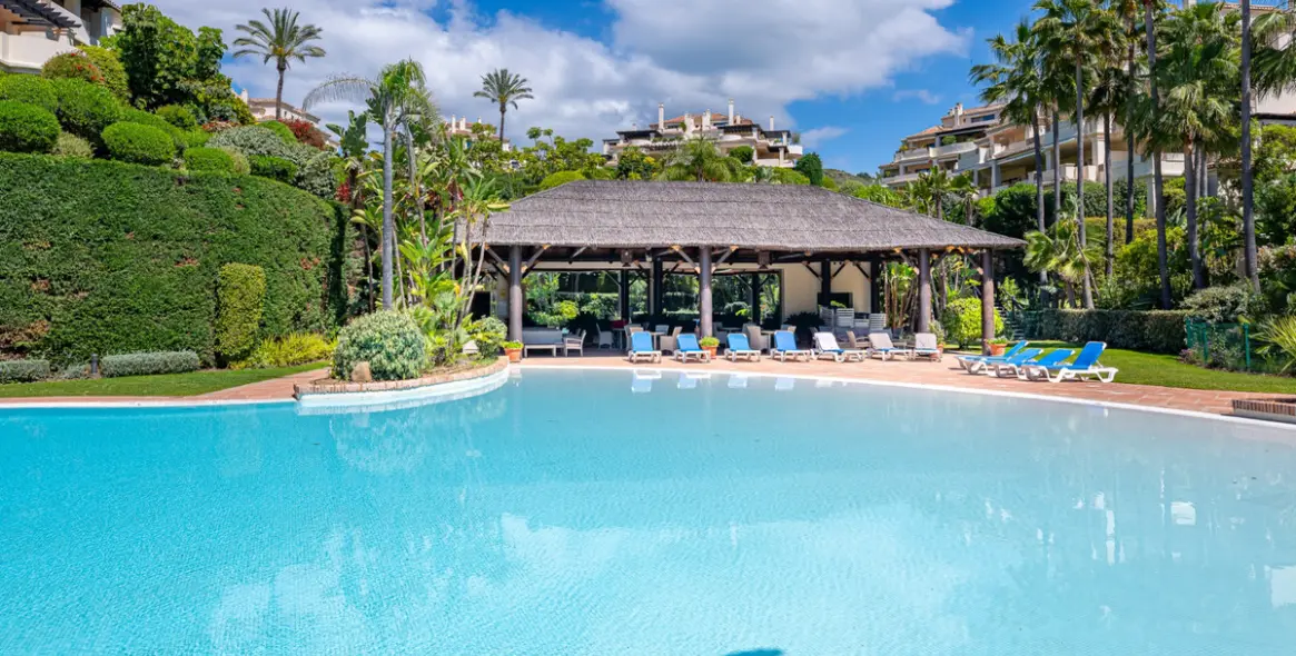 Venta de apartamento en planta baja en Benahavís 41