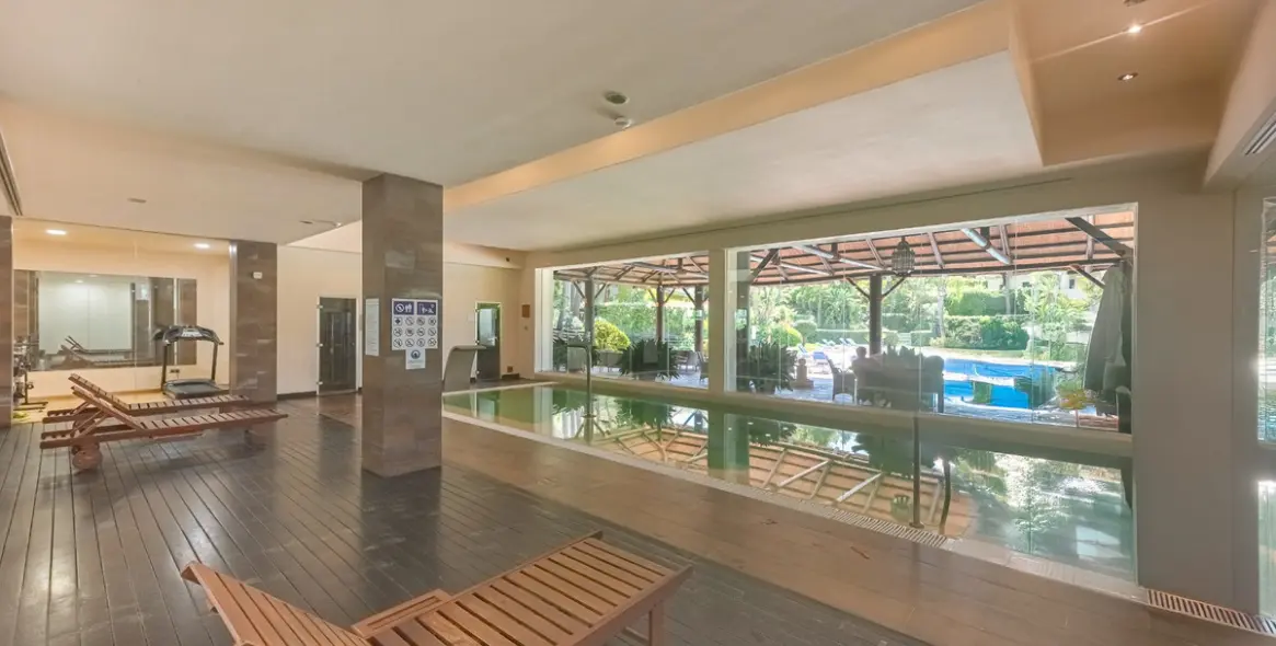 Venta de apartamento en planta baja en Benahavís 44