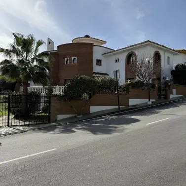 Venta de villa independiente en Mijas Costa