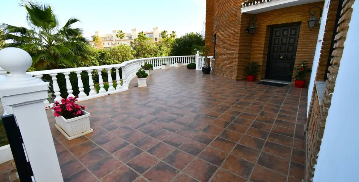 Venta de villa independiente en Mijas Costa 15