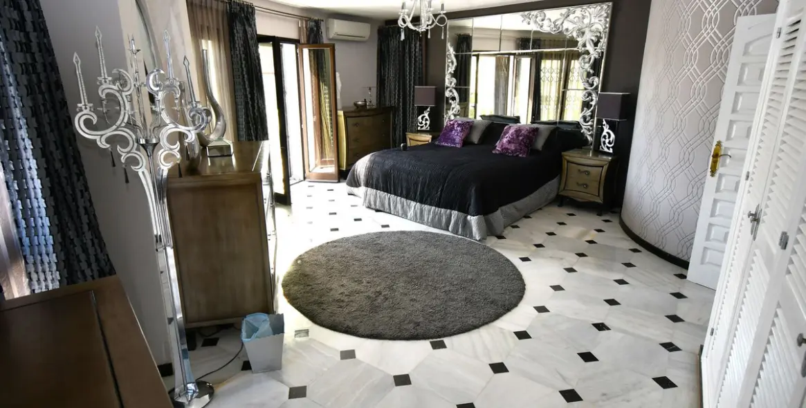 Venta de villa independiente en Mijas Costa 24