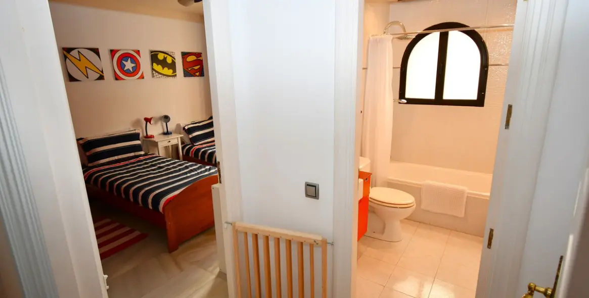 Venta de villa independiente en Mijas Costa 31