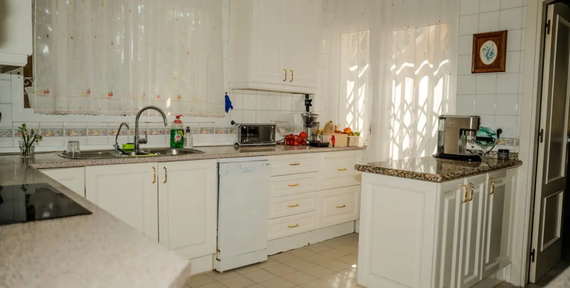 Venta de villa independiente en Elviria 13