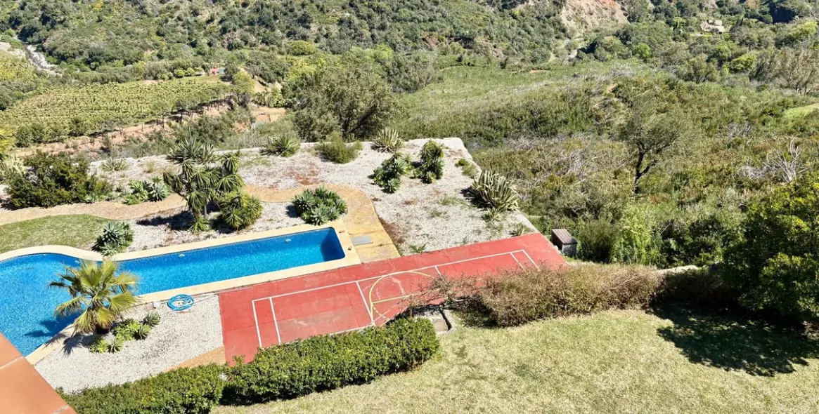 Venta de finca - cortijo en Estepona 5