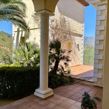 Venta de finca - cortijo en Estepona