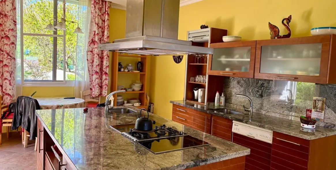 Venta de finca - cortijo en Estepona 11