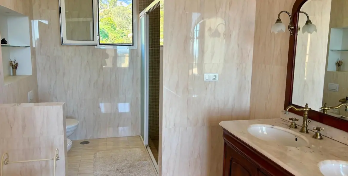 Venta de finca - cortijo en Estepona 34