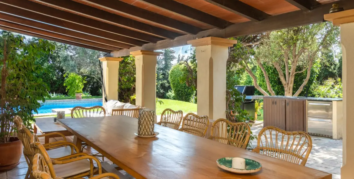 Venta de villa independiente en San Pedro de Alcántara 9