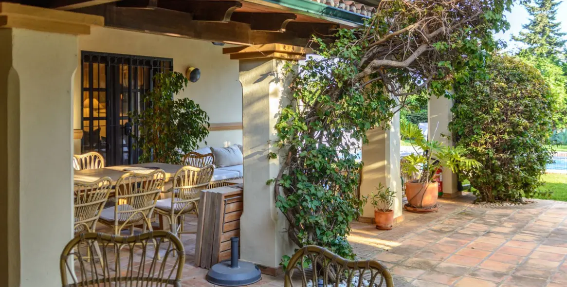 Venta de villa independiente en San Pedro de Alcántara 11