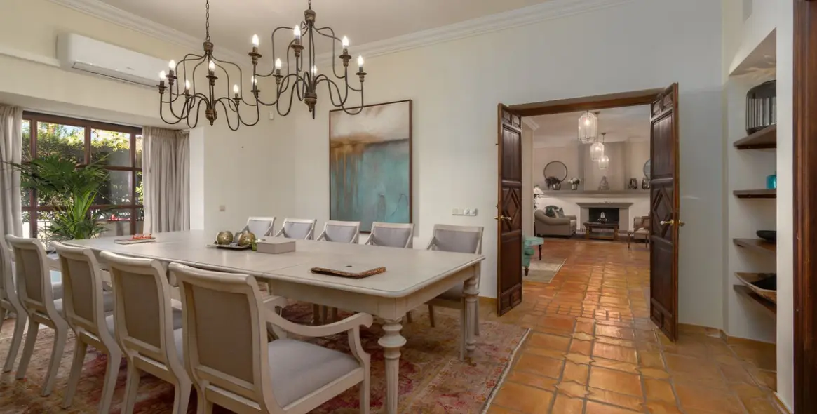 Venta de villa independiente en San Pedro de Alcántara 17